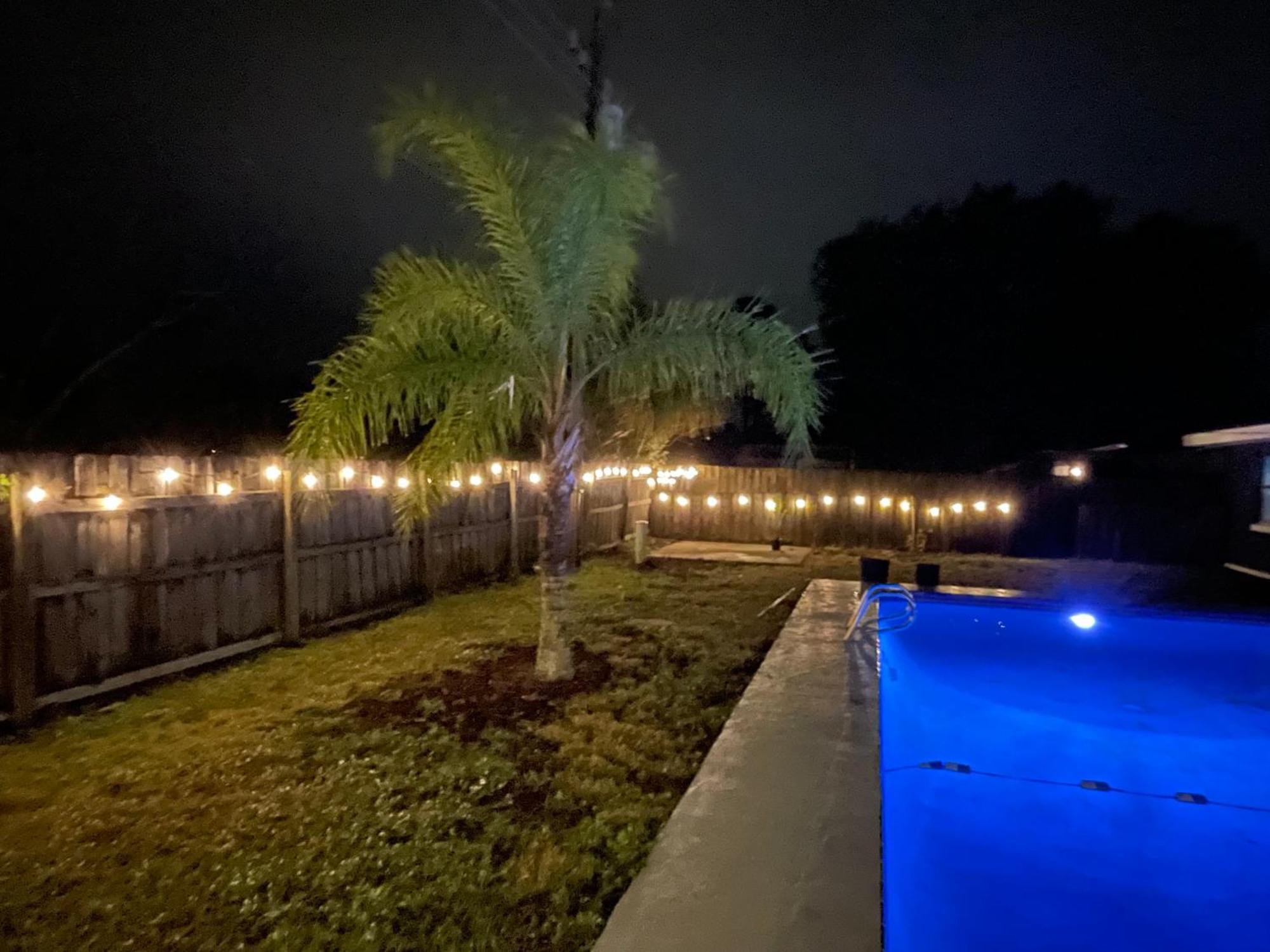 Pool House Oasis Titusville Exterior photo